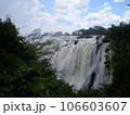 ヴィクトリアの滝　ザンビア側 106603607