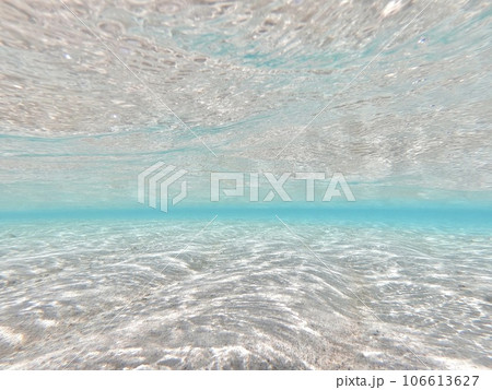 透明な海 与論島 106613627