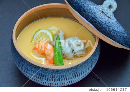 懐石料理の蒸し物 和と旬を添えて 懐石料理の蒸し物 和と旬を添えて 106614257