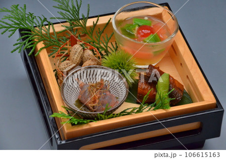 盛り付けが美しい懐石料理の八寸 盛り付けが美しい懐石料理の八寸 106615163