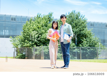 大学 キャンパスライフ 青空 大学 キャンパスライフ 青空 106618009