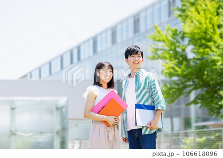 大学　キャンパスライフ　男女 106618096