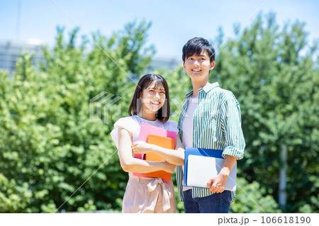 大学　キャンパスライフ　青空 106618190