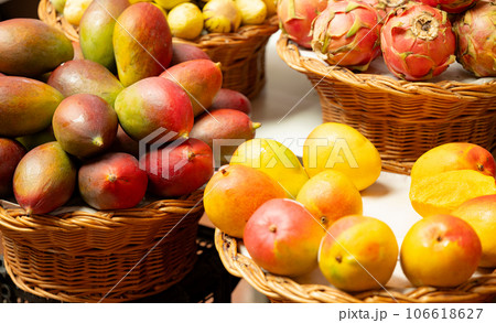 fruits on the market in Funchal fruits on the market in Funchal 106618627