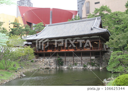 緑豊かな小倉城の庭園 緑豊かな小倉城の庭園 106625344