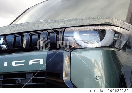 自動車イメージ 三菱デリカミニのフロントフェイス 自動車イメージ 三菱デリカミニのフロントフェイス 106625389