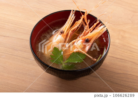ぼたん海老の味噌汁 106626289