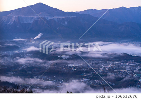 《埼玉県》秩父の雲海・幻想的な風景 106632676