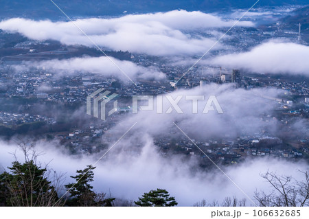 《埼玉県》秩父の雲海・幻想的な風景 106632685