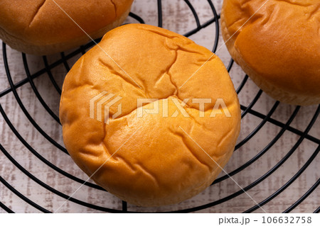 クリームパン クリームパン 106632758