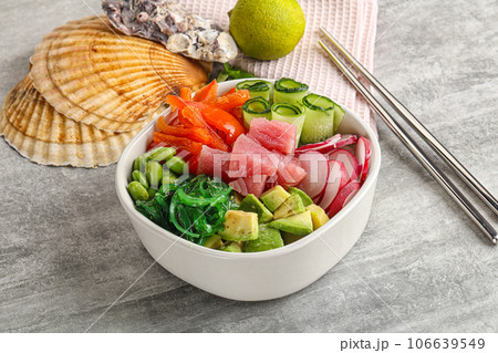 Hawaiian cuisine - poke with tuna and rice Hawaiian cuisine - poke with tuna and rice 106639549