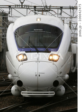 JR九州 885系特急電車(二次車) JR九州 885系特急電車(二次車) 106642475