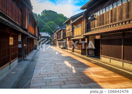 石川県　金沢市　ひがし茶屋街 106642476