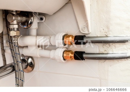 connection of polypropylene and flexible pipes 106646666