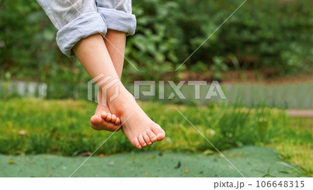 boy barefoot 