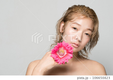 portrait portrait 106650823