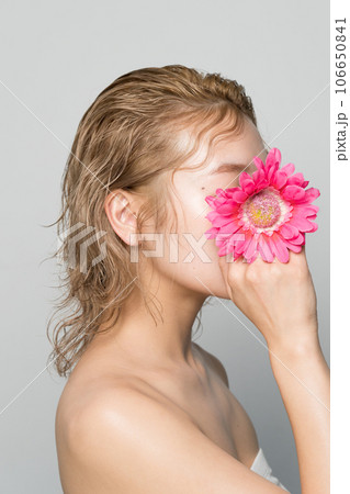 portrait portrait 106650841