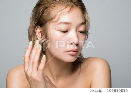 portrait portrait 106650850