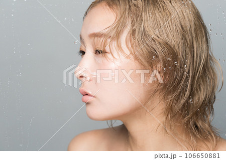 portrait portrait 106650881