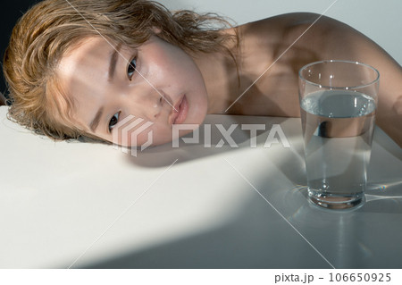 portrait portrait 106650925