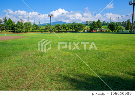 真夏の高原野球場　昭和村　総合運動運動公園 106650989