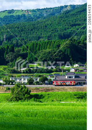 駅舎周辺風景とサニー号【阿蘇下田城ふれあい温泉駅】　「南阿蘇鉄道　全線開通」 106654435