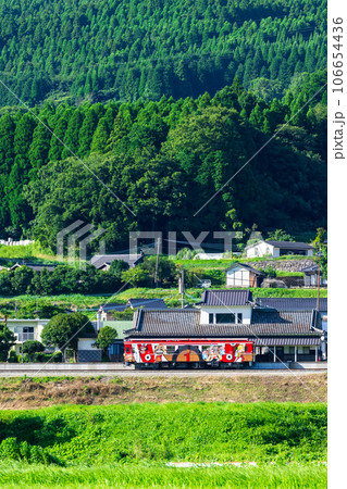 駅舎周辺風景とサニー号【阿蘇下田城ふれあい温泉駅】　「南阿蘇鉄道　全線開通」 106654436