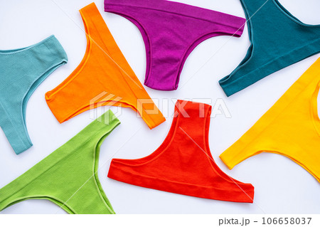 Colourful ladies panties set. 106658037