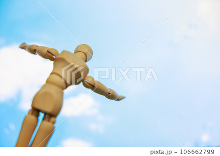 リラックスの瞬間　デッサン人形 106662799