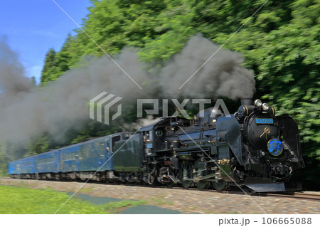 JR釜石線　遠野から釜石に向けて疾走する青プレートを付けたSL銀河C58239 106665088