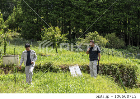 農業に携わる人たち 106668715