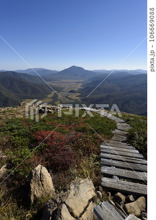 至仏山登山、尾瀬、群馬県 至仏山登山、尾瀬、群馬県 106669088