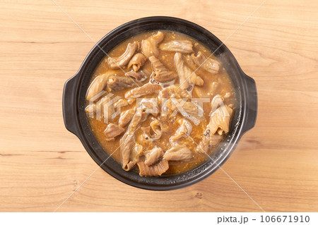 もつ煮込み　(豚ホルモン・味噌煮込み) 106671910