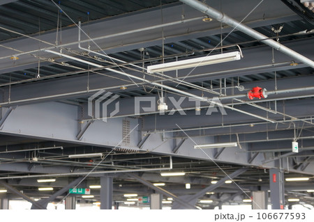屋内駐車場のスプリンクラー消火設備 106677593