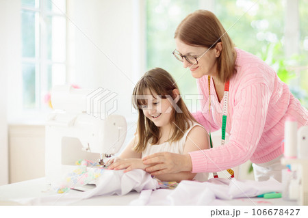 Sewing machine. Fashion design workshop. Sewing machine. Fashion design workshop. 106678427