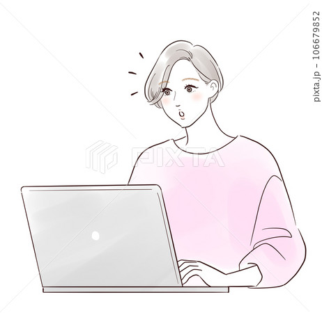 ノートパソコンを使うミドル世代の女性　驚き 106679852