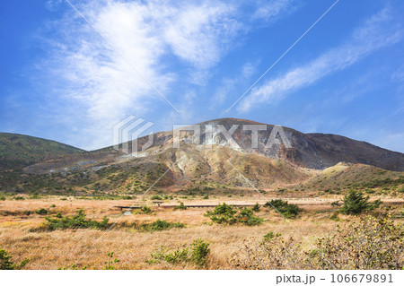 一切経山の噴煙1 106679891
