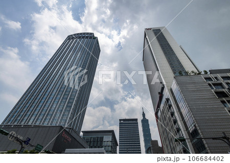 Low angle view of the plaza in Xinyi Business District, Taipei, Taiwan. the District is Taipei's main shopping area, anchored by various department stores and malls. 106684402
