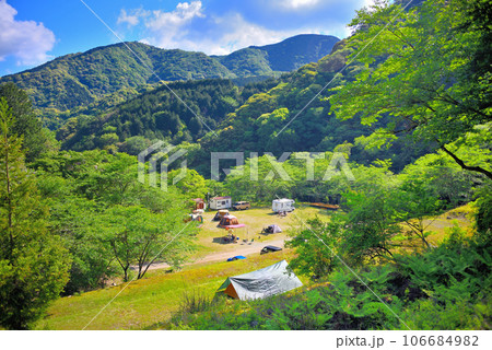 伊豆半島・南伊豆・山の中にあるキャンプ場、朝の風景・静岡県松崎町(4) 伊豆半島・南伊豆・山の中にあるキャンプ場、朝の風景・静岡県松崎町(4) 106684982