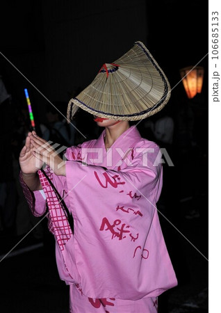 越中八尾の哀愁と侘しさが漂うおわら風の盆 越中八尾の哀愁と侘しさが漂うおわら風の盆 106685133