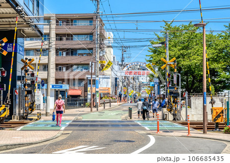 神奈川県横浜市の都市風景　和田町駅 106685435