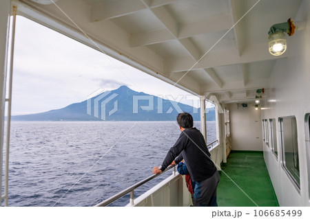 利尻島を訪れる観光客 利尻山 利尻島を訪れる観光客 利尻山 106685499