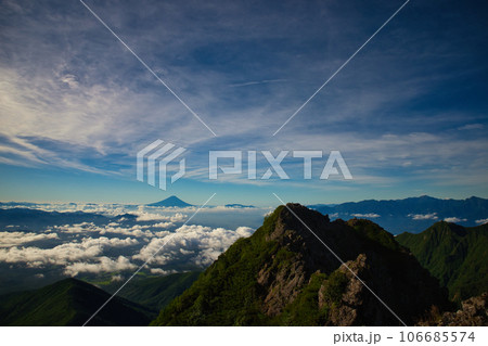 八ヶ岳の主峰赤岳 八ヶ岳の主峰赤岳 106685574