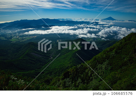 八ヶ岳の主峰赤岳 八ヶ岳の主峰赤岳 106685576