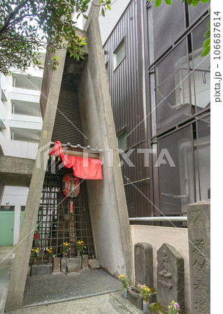 東京都渋谷区幡ケ谷1丁目の牛窪地蔵尊 東京都渋谷区幡ケ谷1丁目の牛窪地蔵尊 106687614