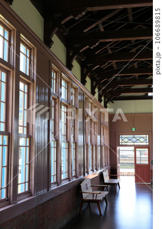 青空に映える高松市水道資料館 106689815