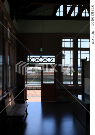 青空に映える高松市水道資料館 106689816