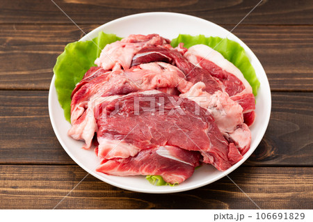 煮込み用の牛すじ肉 106691829