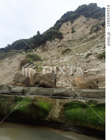 土砂崩れの跡 106694959
