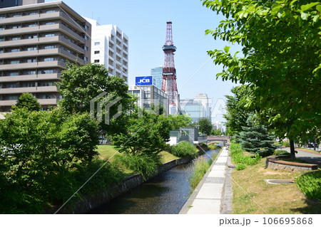 創成川とテレビ塔 106695868